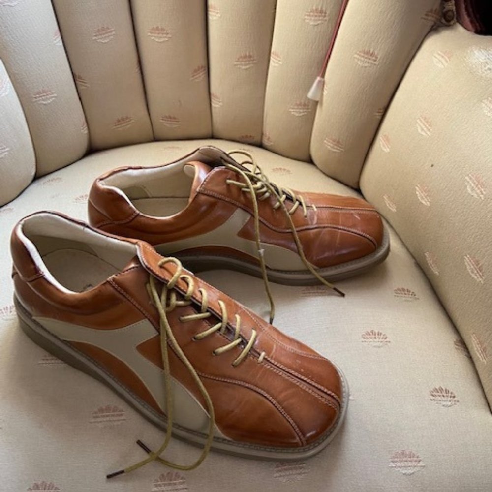 Men's Shoes - Canyon River Blues - never worn!